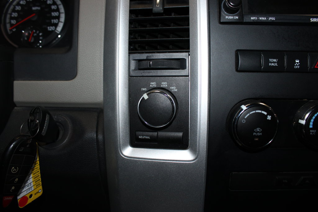 Used 2011 RAM 1500 Big Horn AWD/4WD image 12