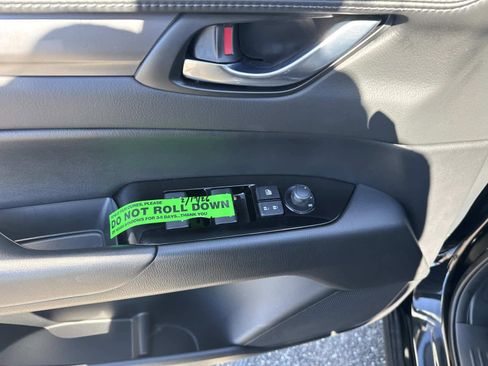 Certified 2025 MAZDA CX-5 AWD 2.5 S w/ Preferred Package image 18