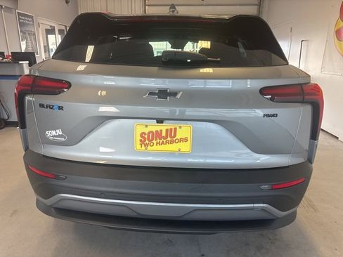 New 2025 Chevrolet Blazer EV LT image 4