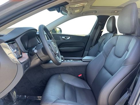 Certified 2024 Volvo XC60 B5 Plus w/ Protection Package Premier AWD/4WD image 13