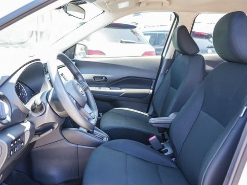 Used 2025 Nissan Kicks Play S FWD image 17