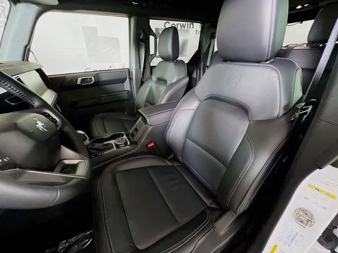 New 2025 Ford Bronco Outer Banks image 25