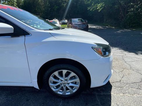 Used 2019 Nissan Sentra SV FWD image 12