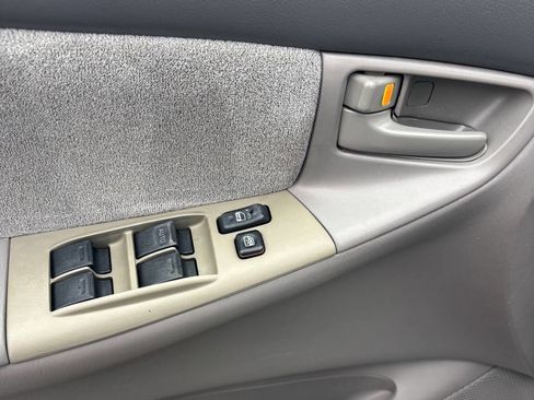 Used 2007 Toyota Corolla CE image 13