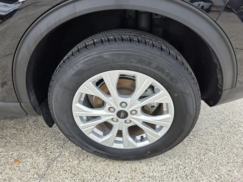 Used 2025 Ford Escape Active AWD/4WD image 26