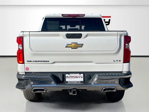Used 2024 Chevrolet Silverado 1500 LTZ w/ Technology Package image 6