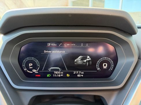 Used 2023 Audi Q4 e-tron Premium Plus w/ Premium Plus image 18