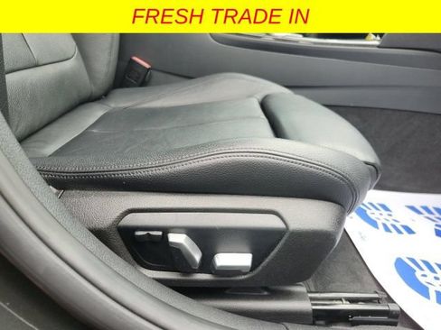 Used 2018 BMW 320i xDrive Sedan AWD/4WD image 26