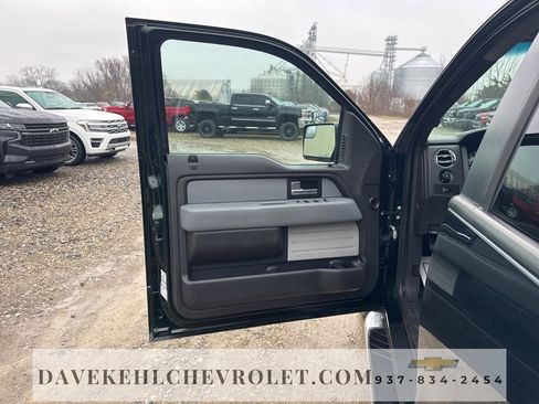 Used 2012 Ford F150 XLT w/ XLT Chrome Pkg image 9