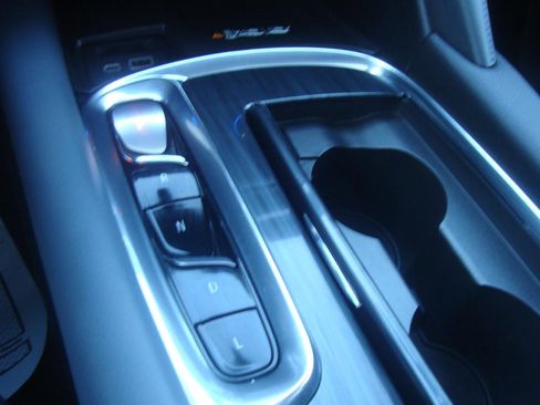 Used 2023 Buick Enclave Essence w/ Experience Buick Package image 16