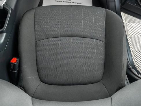 Certified 2025 Toyota RAV4 XLE image 30