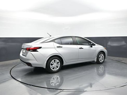 Used 2025 Nissan Versa S w/ Electronics Package FWD image 7