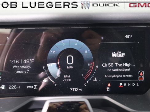 Certified 2025 GMC Acadia Denali w/ Super Cruise Package image 32