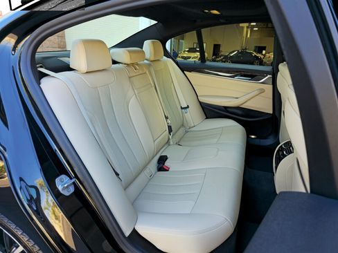 Used 2021 BMW 530e w/ Parking Assistance Package RWD image 36