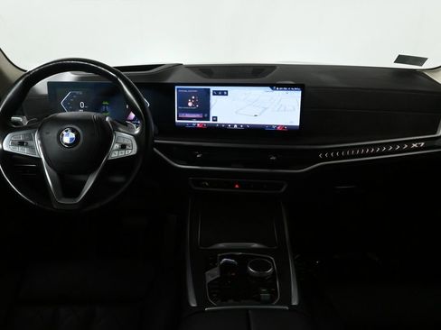 Certified 2024 BMW X7 xDrive40i w/ Premium Package image 17