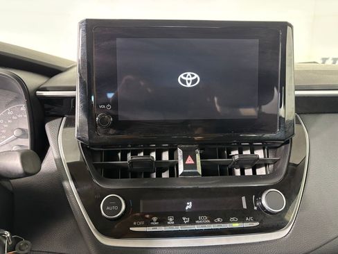 Used 2024 Toyota Corolla LE image 14