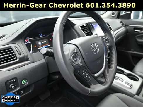 Used 2023 Honda Ridgeline RTL image 2