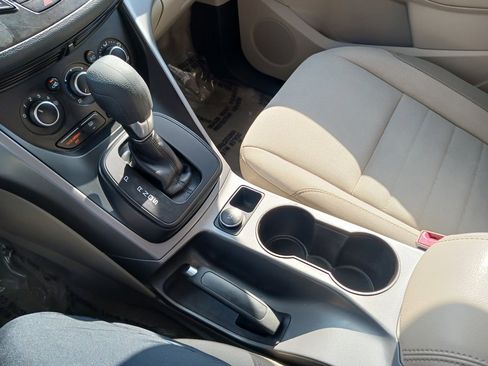 Used 2016 Ford Escape SE image 31