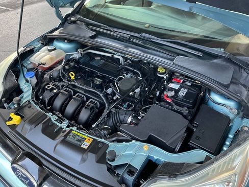 Used 2012 Ford Focus SEL FWD image 17