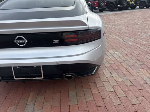 Used 2025 Nissan Z Performance w/ Floor Mat Package RWD image 12