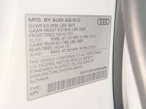 Certified 2023 Audi Q8 Prestige image 20