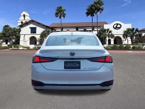 Certified 2023 Lexus ES 250 ES 250 w/ Premium Package image 3