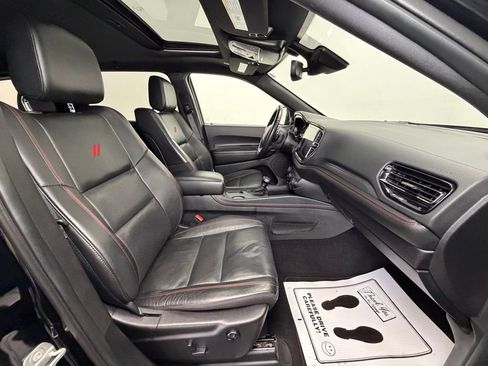 Used 2025 Dodge Durango GT image 11