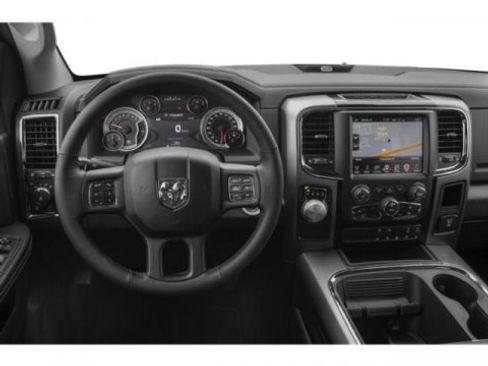 Used 2018 RAM 1500 SLT AWD/4WD image 10