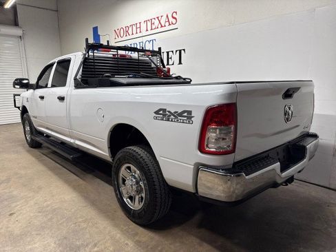 Used 2022 RAM 2500 Tradesman w/ Chrome Appearance Group AWD/4WD image 10