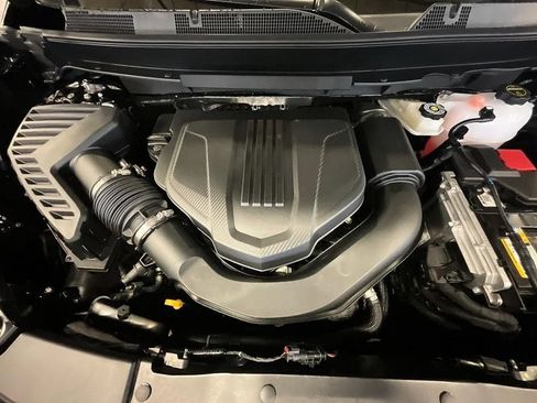 New 2026 Chevrolet Traverse Z71 w/ Enhanced Driving Package AWD/4WD image 7