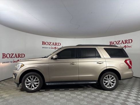 Used 2020 Ford Expedition XLT w/ Equipment Group 202A image 5