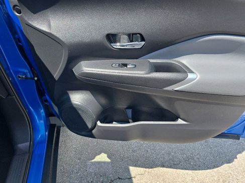 Used 2021 Nissan Kicks SR w/ SR Premium Package image 42