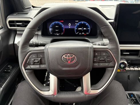 Certified 2025 Toyota Tacoma TRD Sport w/ TRD Sport Premium Package AWD/4WD image 20