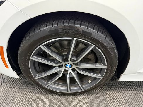 Used 2020 BMW 330i Sedan w/ Convenience Package RWD image 21