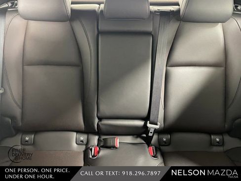 New 2026 MAZDA MAZDA3 2.5 S Hatchback w/ Premium Pkg image 34