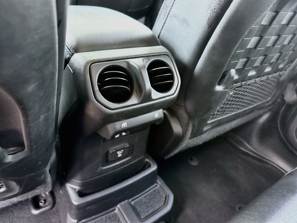 Used 2023 Jeep Wrangler Unlimited Rubicon 4xe w/ Cold Weather Group AWD/4WD image 26