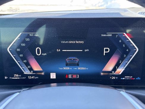 Used 2024 BMW 430i Convertible image 16