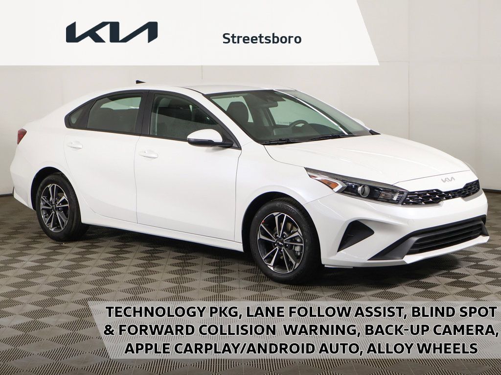 Used 2023 Kia Forte LXS w/ LXS Technology Package FWD image 1