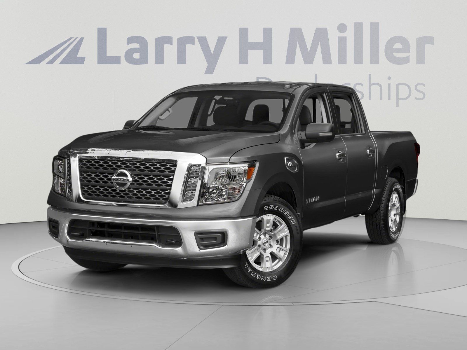 Used 2017 Nissan Titan SV RWD image 1