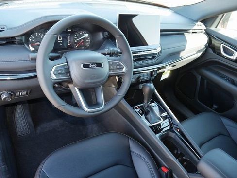 New 2026 Jeep Compass Limited image 10