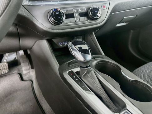 Used 2026 Buick Envista Preferred FWD image 23