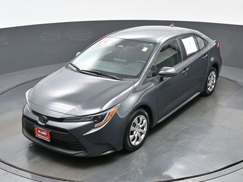 Used 2024 Toyota Corolla LE FWD image 34