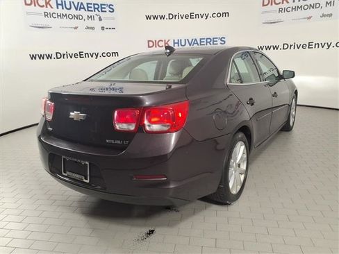 Used 2015 Chevrolet Malibu LT w/ Leather Package image 6