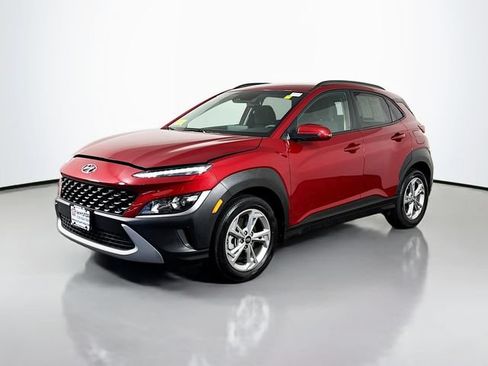 Used 2023 Hyundai Kona SEL AWD/4WD image 2