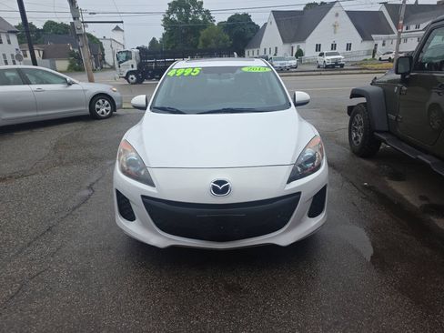Used 2013 MAZDA MAZDA3 i Touring FWD image 2