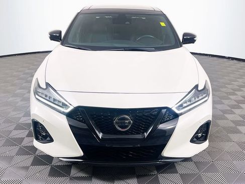 Used 2022 Nissan Maxima SR w/ Sport Mat Group image 3
