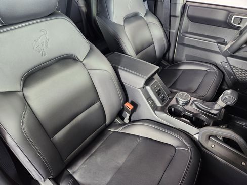 New 2026 Ford Bronco Outer Banks w/ Sasquatch Package image 10