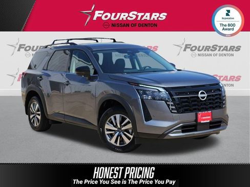 New 2026 Nissan Pathfinder SL FWD image 1