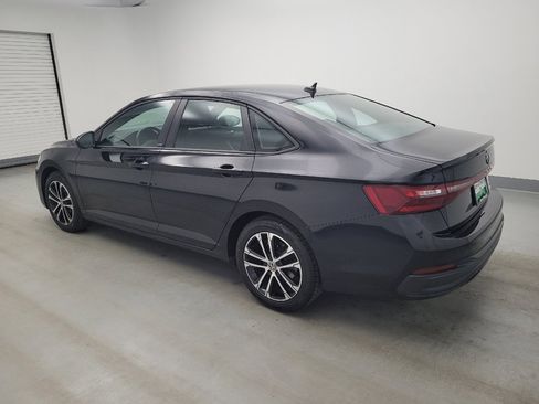 Used 2025 Volkswagen Jetta Sport FWD image 3