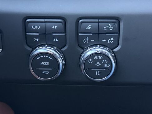 Used 2024 GMC Sierra 2500 Denali Ultimate image 29